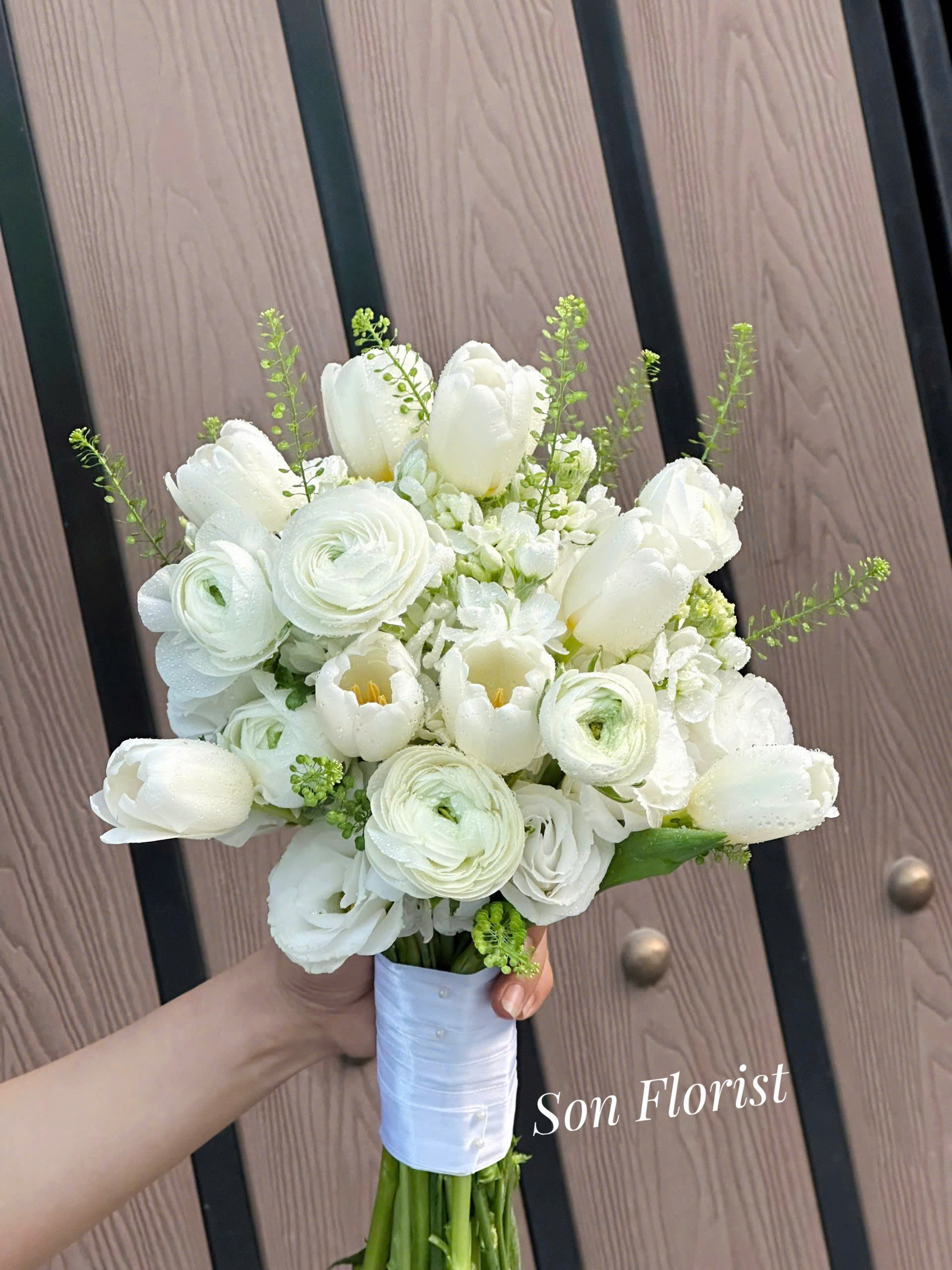 Bó hoa cưới cầm tay - C2